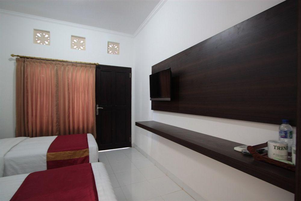 Bakung Sunset Hotel Кута Екстериор снимка